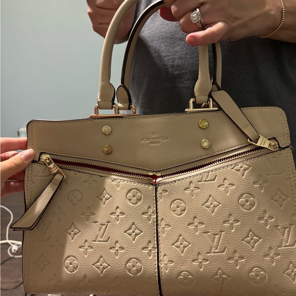 Handbag